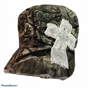 Mossy Oak Camouflaged Cap With Cross Distressed